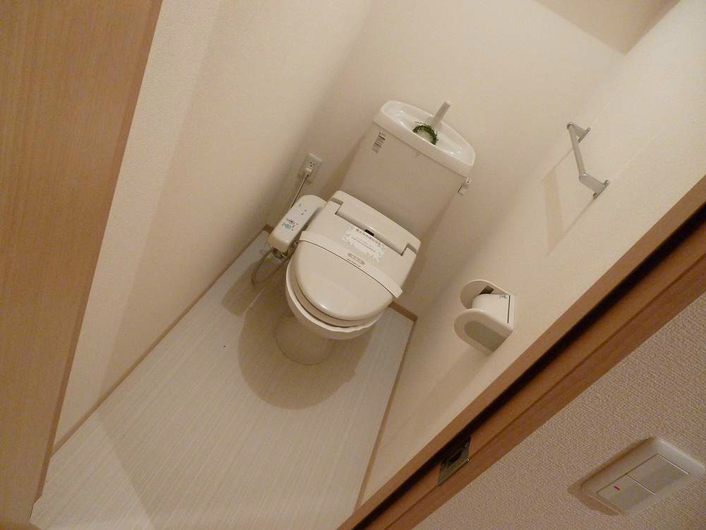 トイレ　トイレ