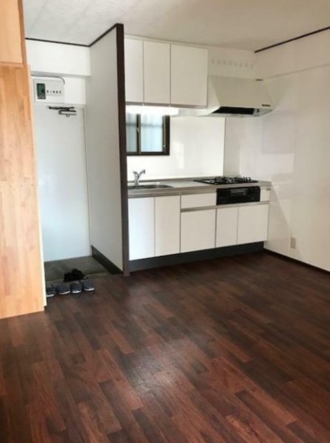 玄関　他部屋参考。