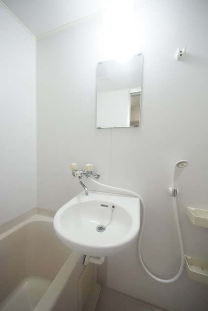 洗面設備　～顔洗ってサッパリ～