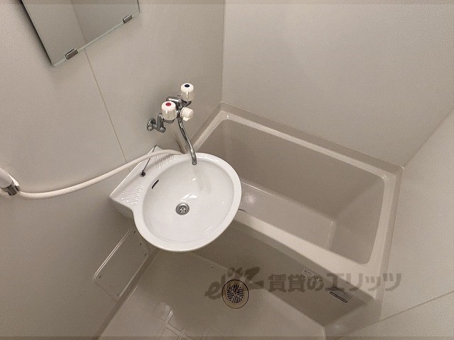 バス・シャワールーム　バス