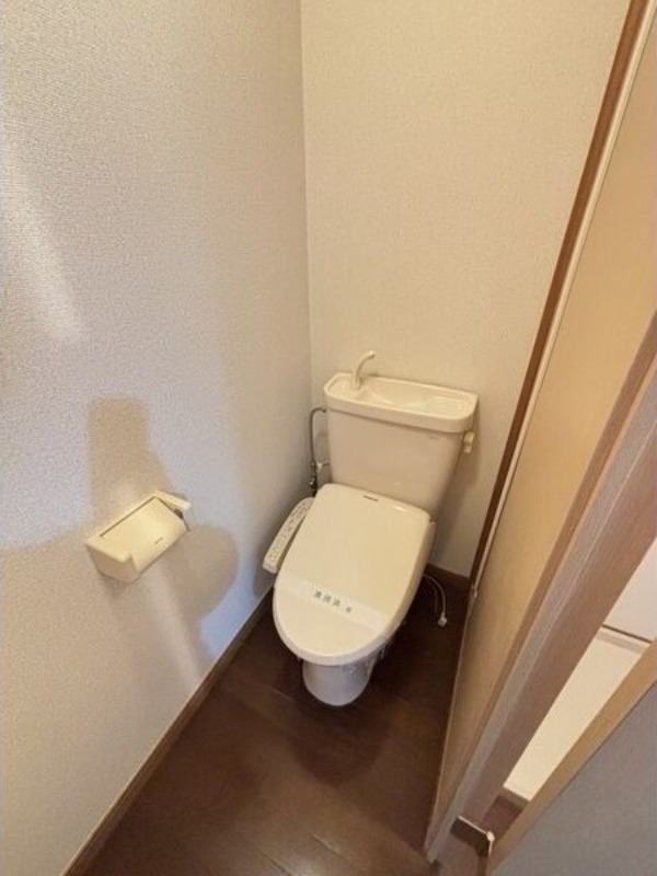 トイレ　図面と現状に相違がある場合には現状を優先