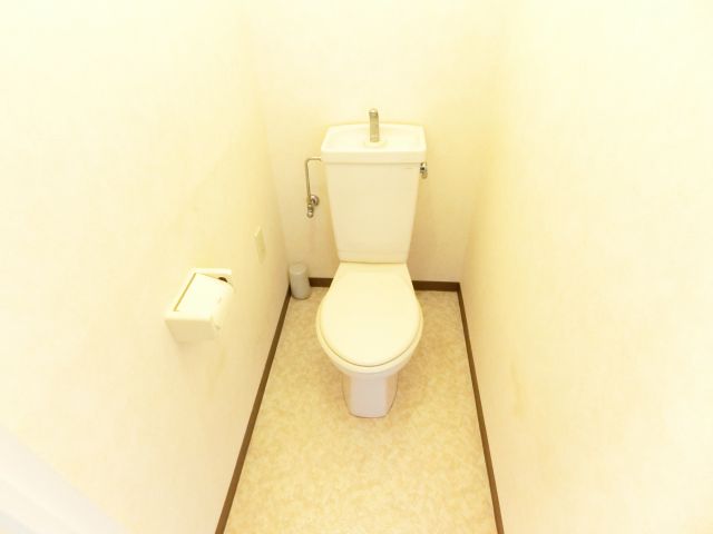 トイレ　同物件別部屋イメージ写真
