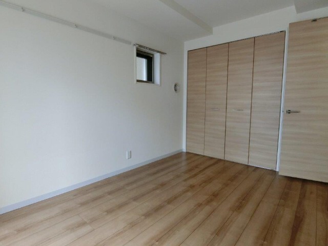 居室・リビング　＊別号室の写真です