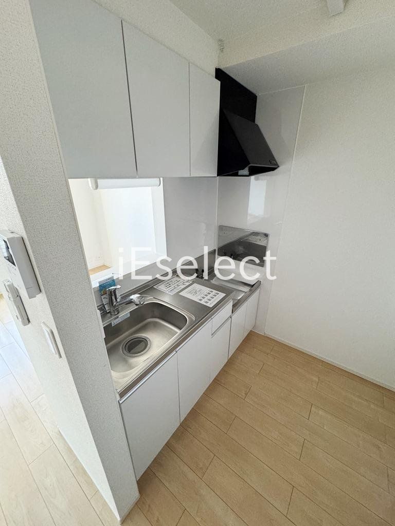 キッチン　作業スペースが広く取れますね♪