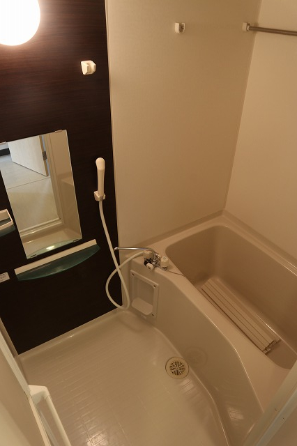 バス・シャワールーム　ゆっくり温まれますよ