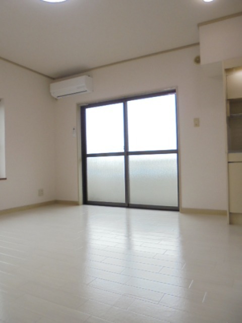 居室・リビング　他号室になります