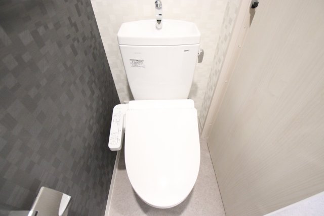 トイレ　別号室の参考写真の為現状優先です。