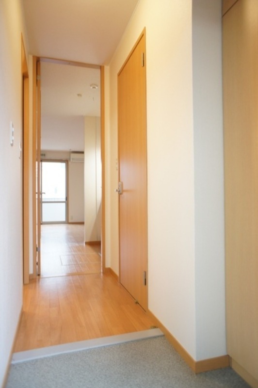 玄関　図面と現状に相違がある場合には現状を優先