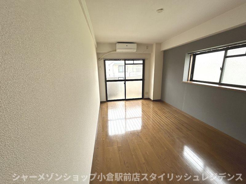 居室・リビング　BedRoom8.0J