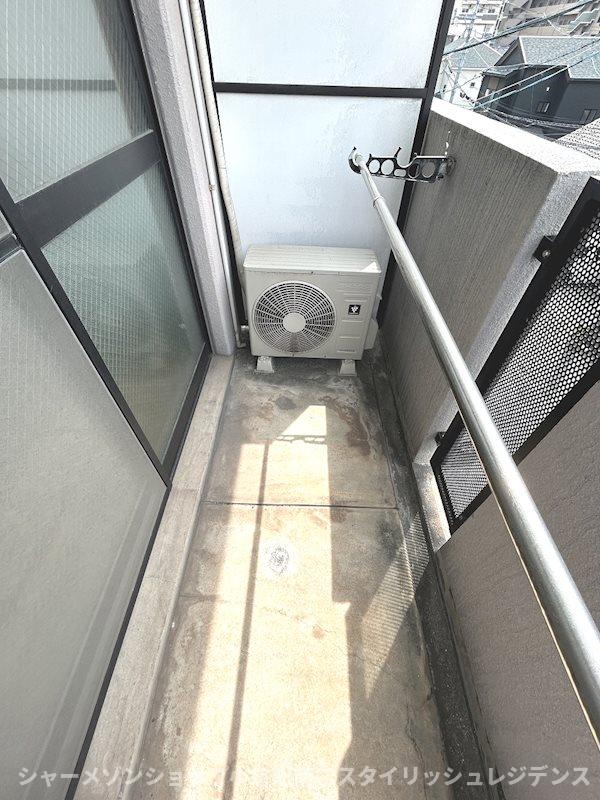 バルコニー　バルコニー