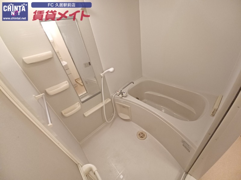 バス・シャワールーム　別部屋参考写真です。
