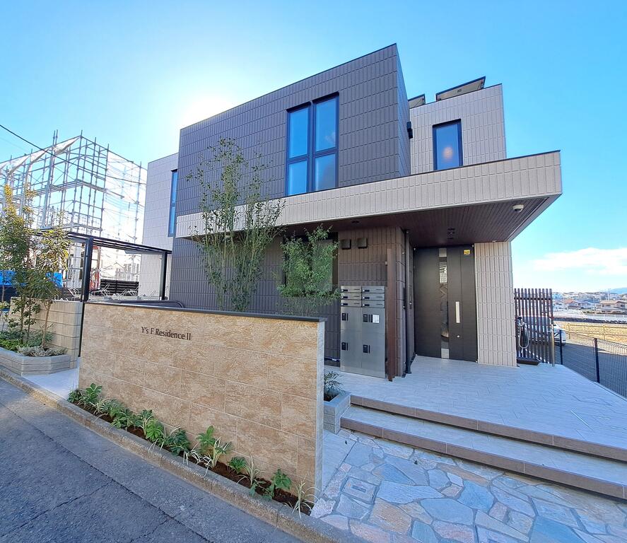 建物外観　●お部屋を見学できます！