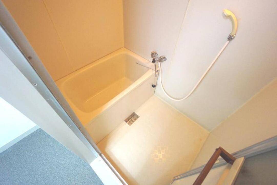 バス・シャワールーム　浴室