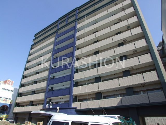 エンクレスト日赤通りの建物外観
