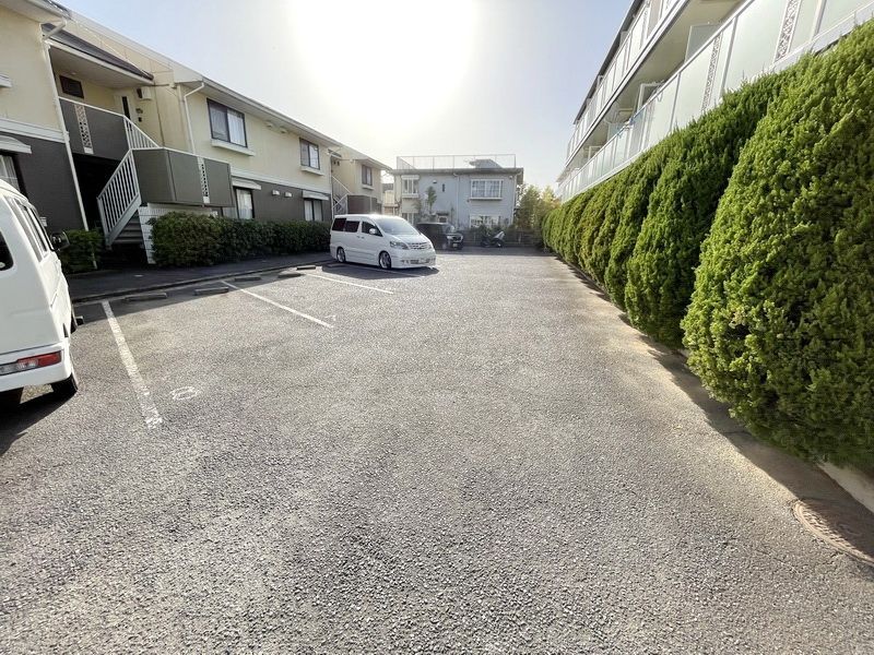 駐車場　駐車場