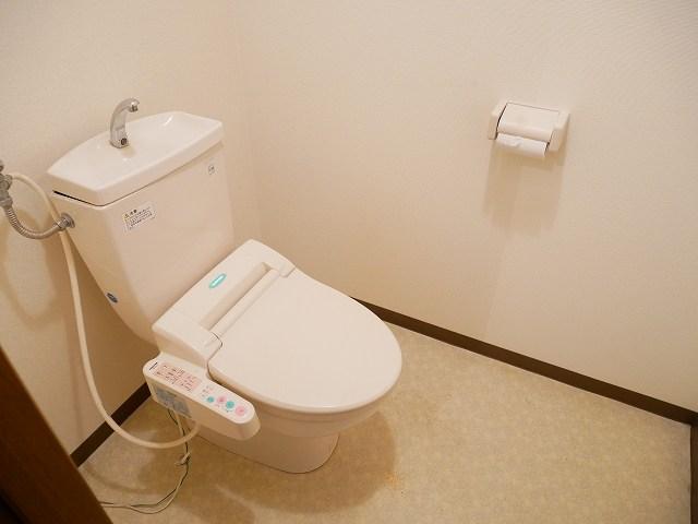 トイレ　トイレ