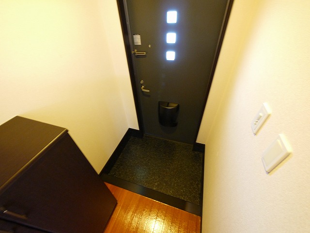 玄関　シンプルで使いやすい玄関です
