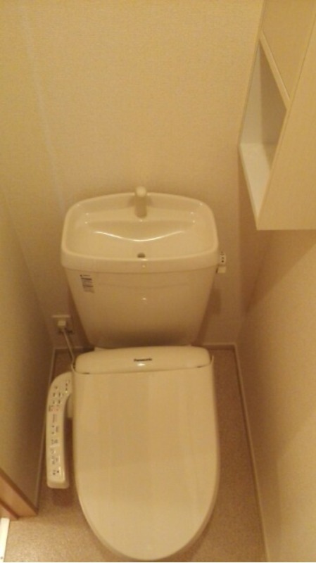 トイレ　図面と現状に相違がある場合には現状を優先