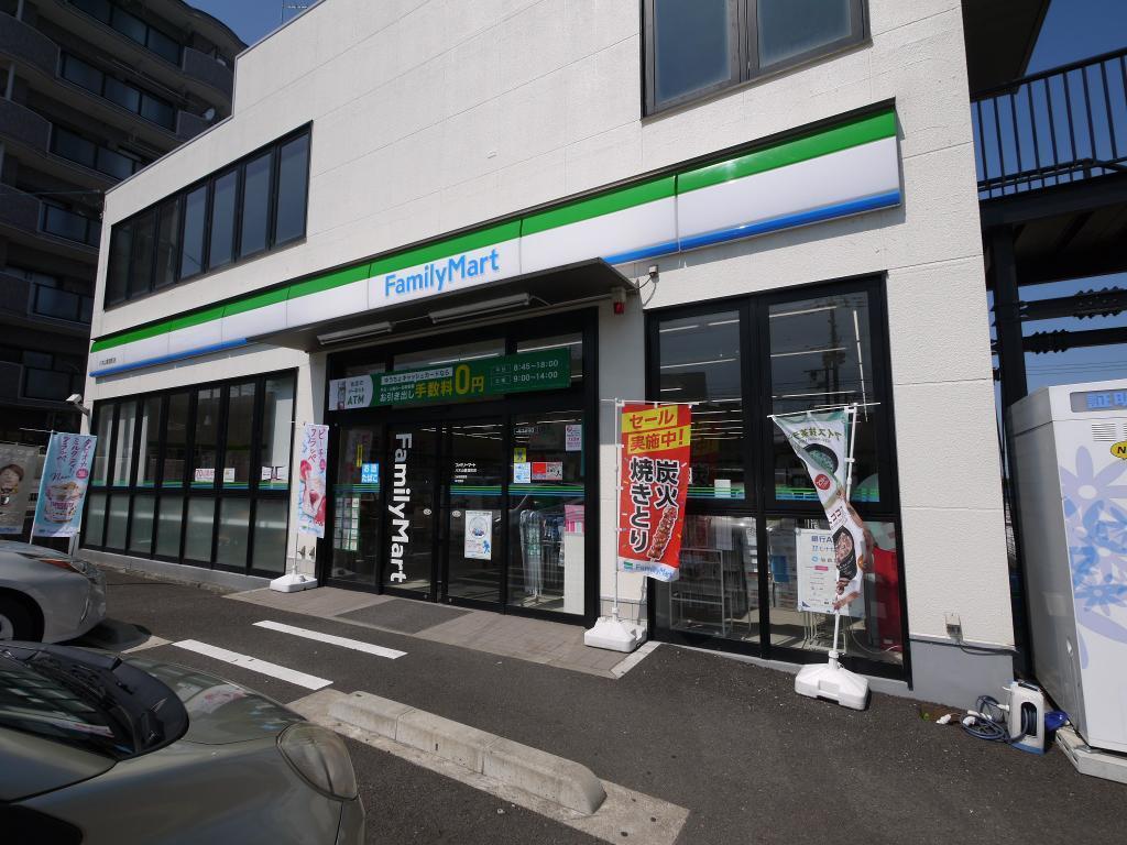 コンビニ　ファミリーマート八木山香澄町店（コンビニ）まで663m