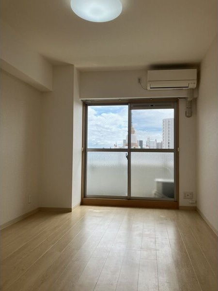 居室・リビング　エアコン（冷房のみ）