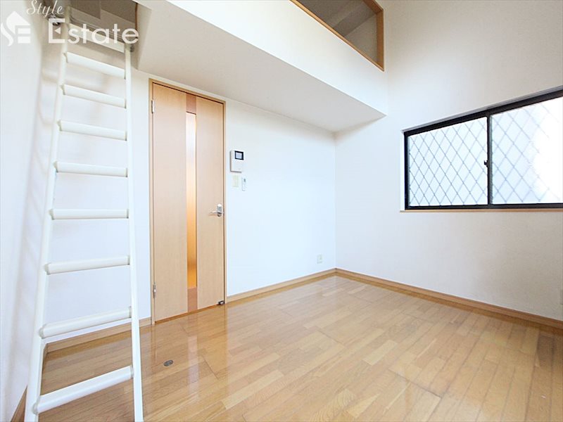 居室・リビング　内装