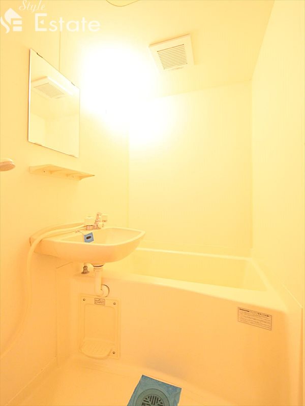 バス・シャワールーム　バスルーム