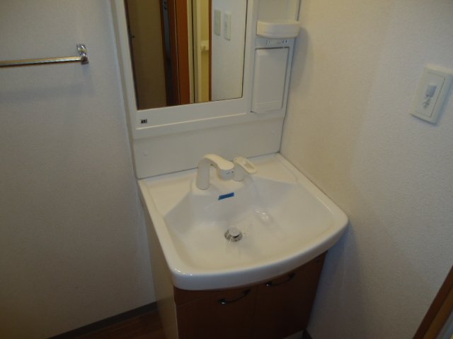 洗面設備　洗髪洗面化粧台