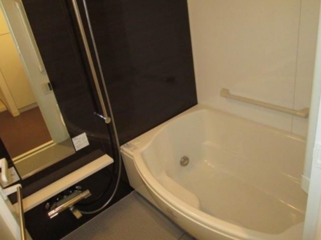 バス・シャワールーム　清潔な浴室！