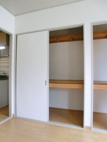 収納　収納多数