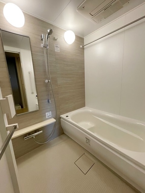 バス・シャワールーム