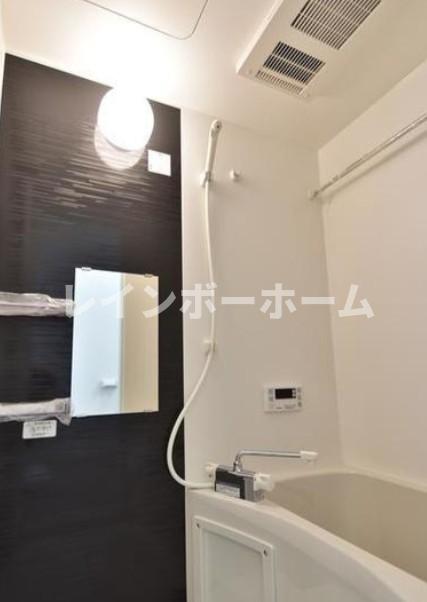 バス・シャワールーム　お風呂です