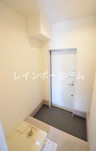 玄関　収納もある玄関です