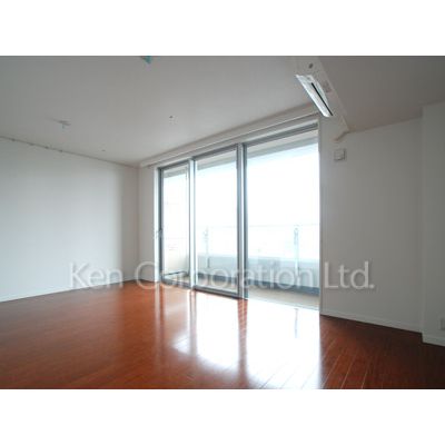 居室・リビング　同タイプ29階のお部屋を撮影。仕様が異なることがあります。