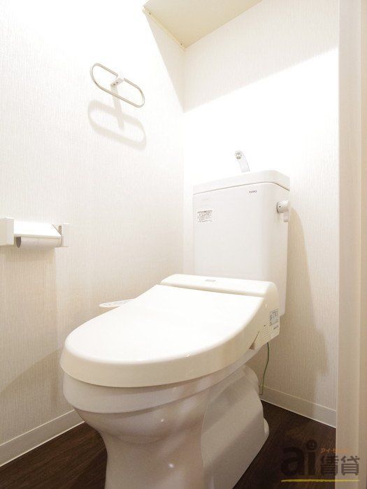 トイレ　※同仕様写真です