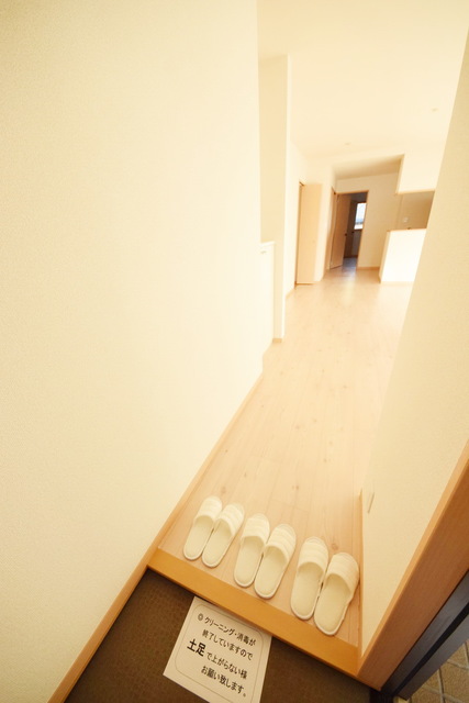 玄関　～同施工会社参考写真～