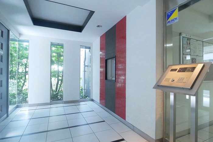 セキュリティ　落ち着いた雰囲気の外観です