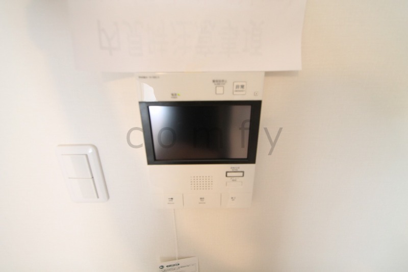 セキュリティ　モニター付きインターホン