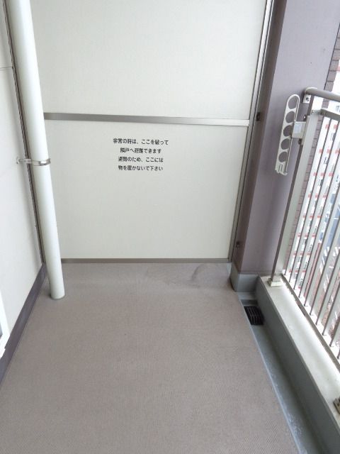 バルコニー　バルコニー