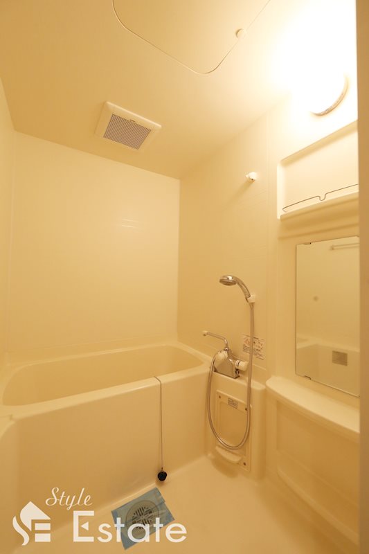 バス・シャワールーム　バスルーム