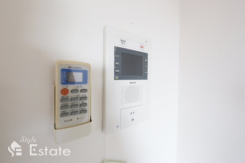 セキュリティ　モニター付きインターホン