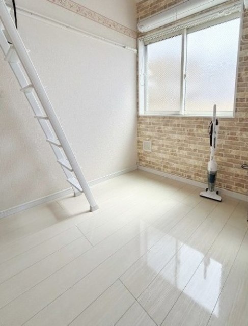 居室・リビング　同施工タイプ