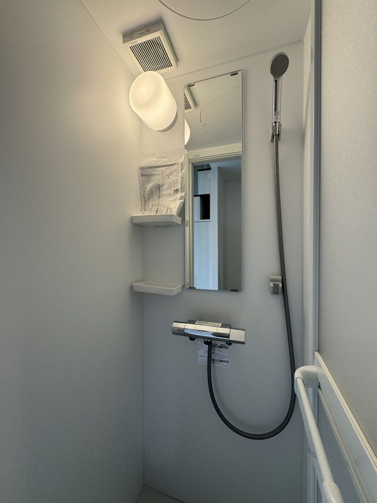 バス・シャワールーム　バス