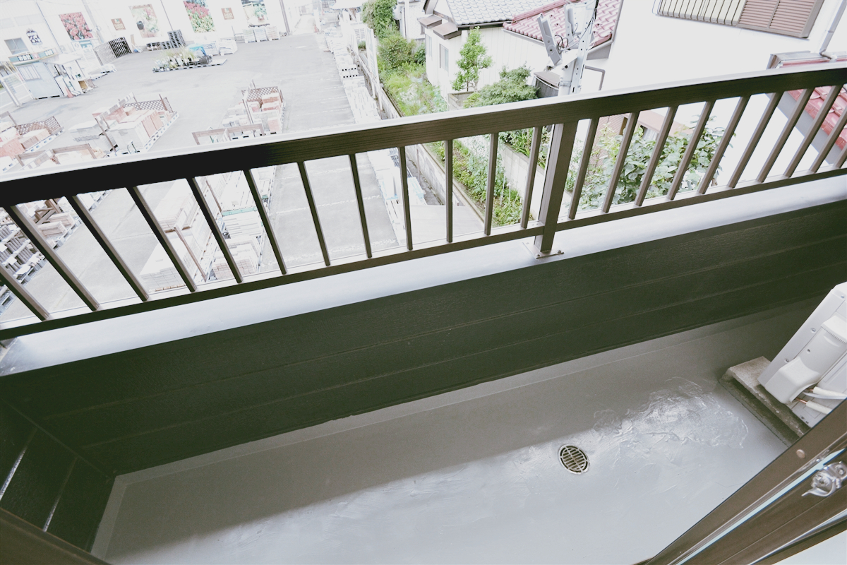 バルコニー　南向きバルコニー。
