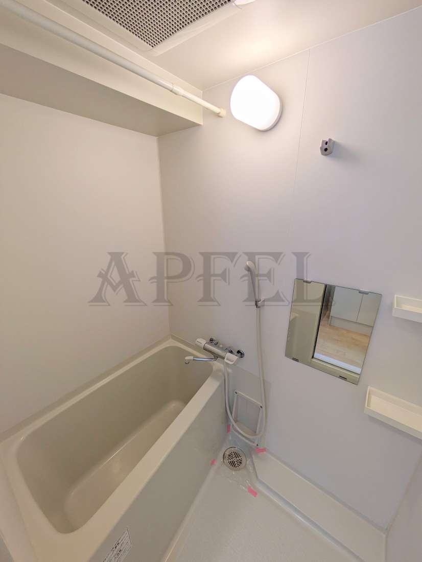 バス・シャワールーム　シャラロステ