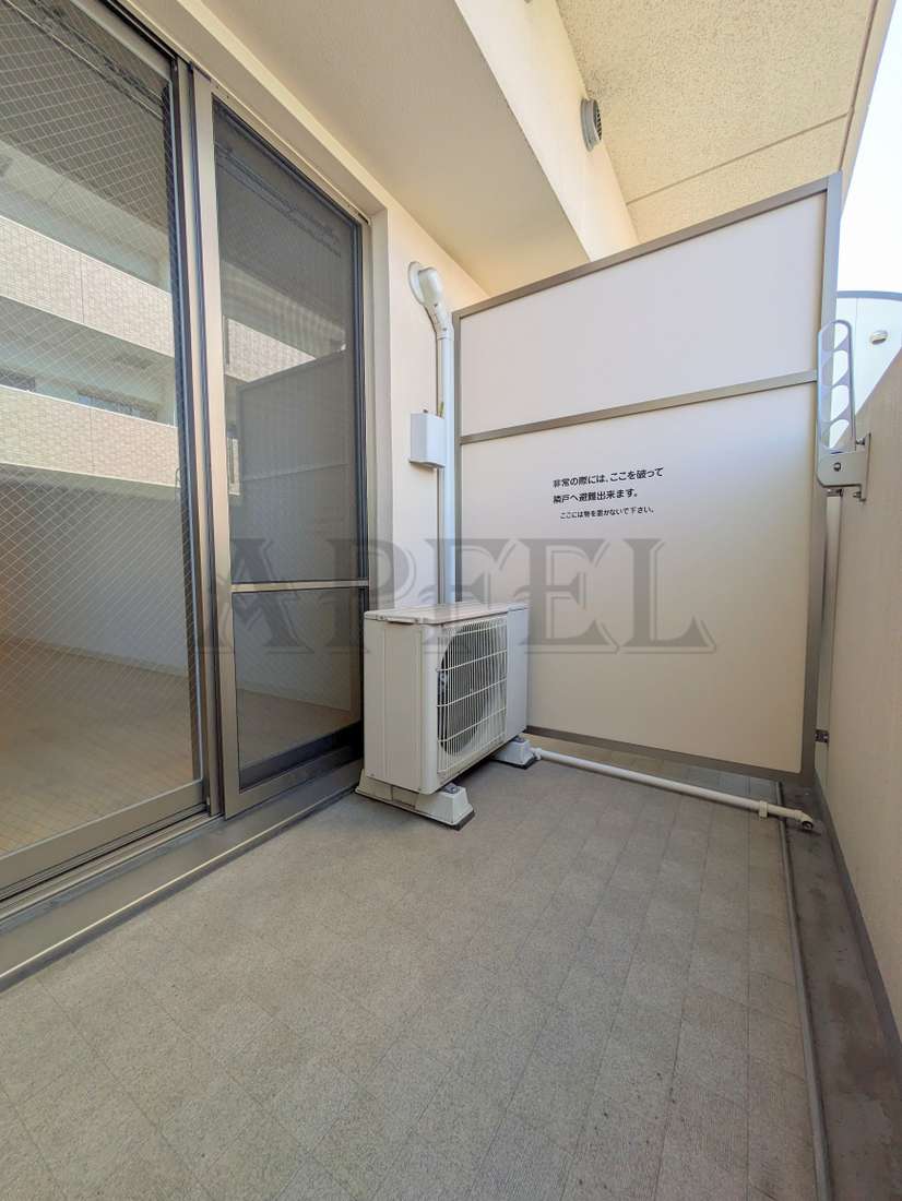 バルコニー　シャラロステ