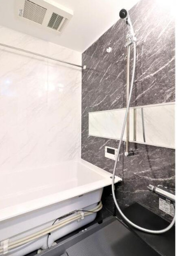 バス・シャワールーム　Via Sole 真法院　風呂