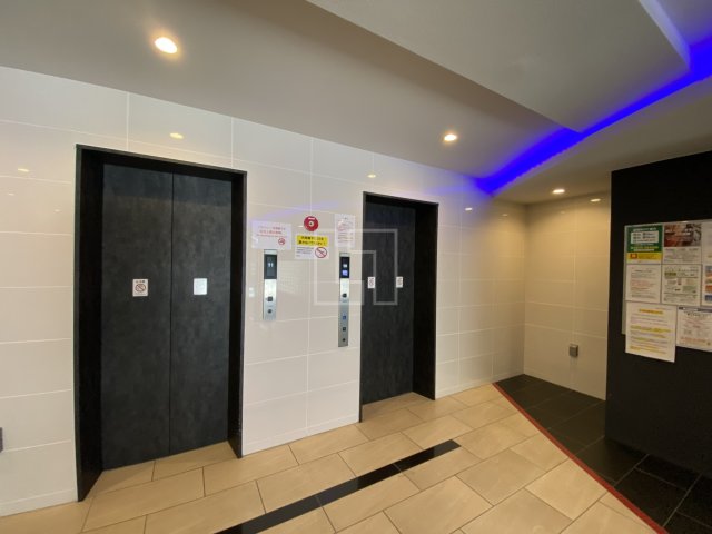 ロビー　セレニテ日本橋プリエ　ロビー