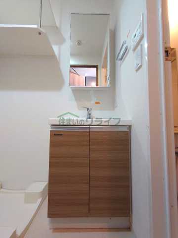 洗面設備　別部屋の参考写真です。