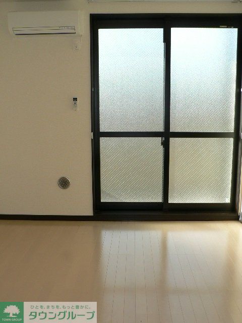 居室・リビング　１Ｆ　洋室