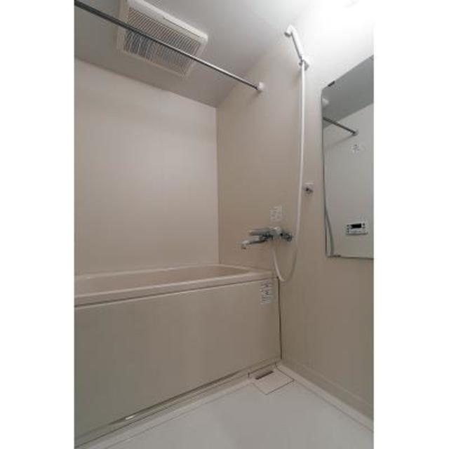 バス・シャワールーム　※写真は同タイプ住戸です。